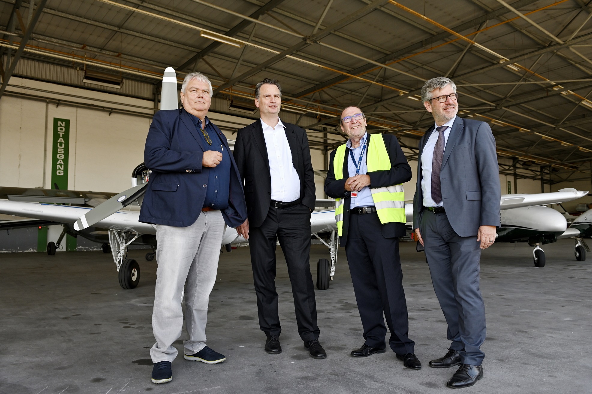Staatsekretär zu Besuch am Flughafen MGL_1